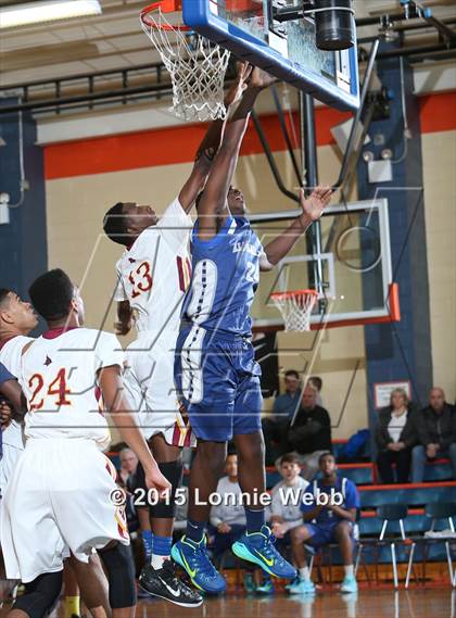 Thumbnail 3 in Cardinal Hayes vs All Hallows (CHSAA  AA Quarterfinal) photogallery.