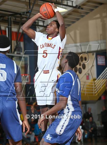 Thumbnail 3 in Cardinal Hayes vs All Hallows (CHSAA  AA Quarterfinal) photogallery.