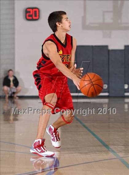 Thumbnail 2 in Bakersfield Christian vs Palm Desert (MaxPreps Holiday Classic) photogallery.