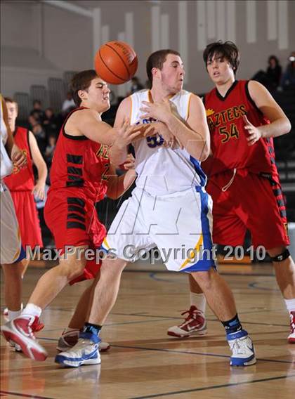 Thumbnail 1 in Bakersfield Christian vs Palm Desert (MaxPreps Holiday Classic) photogallery.