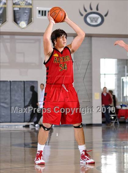 Thumbnail 1 in Bakersfield Christian vs Palm Desert (MaxPreps Holiday Classic) photogallery.