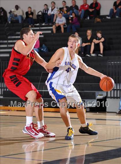 Thumbnail 2 in Bakersfield Christian vs Palm Desert (MaxPreps Holiday Classic) photogallery.