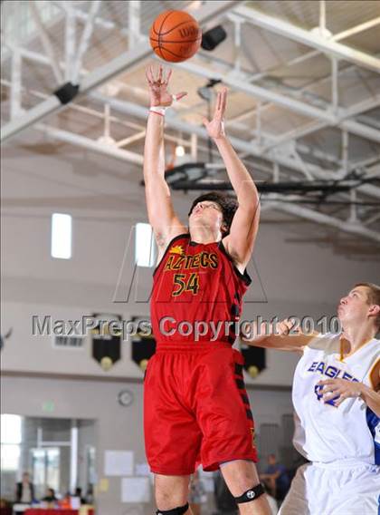 Thumbnail 1 in Bakersfield Christian vs Palm Desert (MaxPreps Holiday Classic) photogallery.