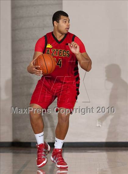 Thumbnail 1 in Bakersfield Christian vs Palm Desert (MaxPreps Holiday Classic) photogallery.