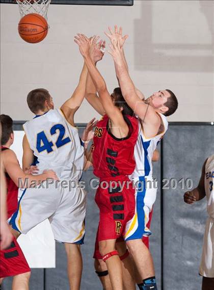 Thumbnail 1 in Bakersfield Christian vs Palm Desert (MaxPreps Holiday Classic) photogallery.