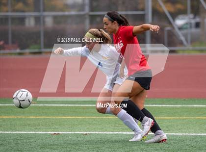 Thumbnail 2 in Camas vs. Tahoma (WIAA 4A District Playoff) photogallery.