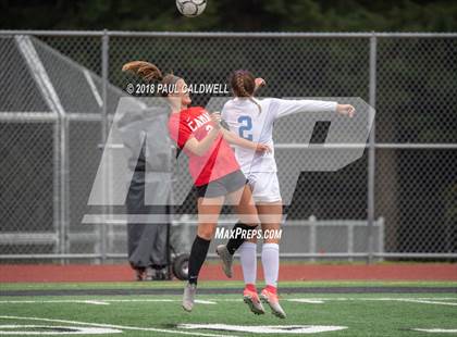 Thumbnail 3 in Camas vs. Tahoma (WIAA 4A District Playoff) photogallery.