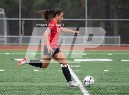 Thumbnail 2 in Camas vs. Tahoma (WIAA 4A District Playoff) photogallery.
