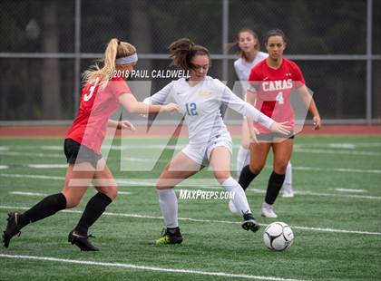 Thumbnail 3 in Camas vs. Tahoma (WIAA 4A District Playoff) photogallery.