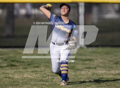 Thumbnail 3 in Gahr @ California photogallery.
