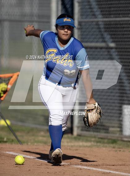 Thumbnail 2 in Gahr @ California photogallery.