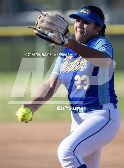 Thumbnail 2 in Gahr @ California photogallery.