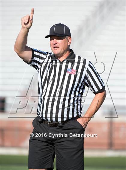 Thumbnail 2 in Mountain Vista vs. Palmer (CHSAA 5A Round 1 Playoff) photogallery.