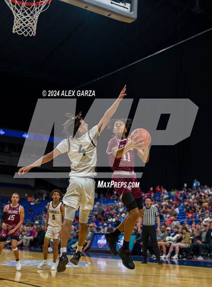 Thumbnail 1 in Randall vs Silsbee (UIL 4A Basketball Semifinal) photogallery.