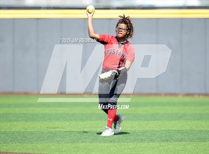 Thumbnail 1 in Canton vs Creekview (Royse City Softball Tournament) photogallery.