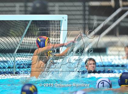 Thumbnail 2 in Steele Canyon vs. Mater Dei (10th Annual Draz Classic) photogallery.