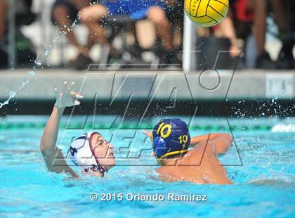 Thumbnail 3 in Steele Canyon vs. Mater Dei (10th Annual Draz Classic) photogallery.