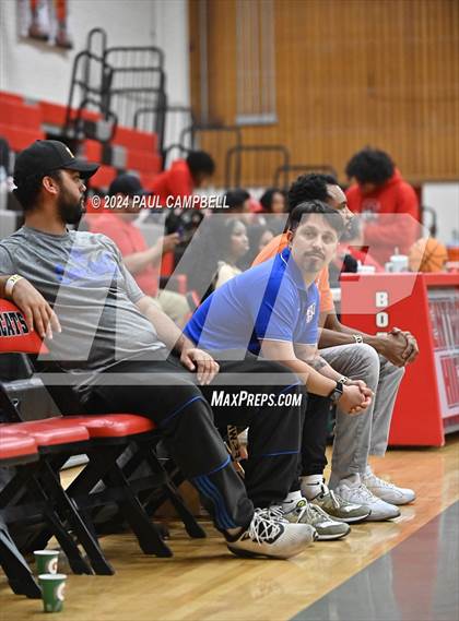 Thumbnail 2 in Camelback vs Central (Phoenix Union Coyote Classic) photogallery.