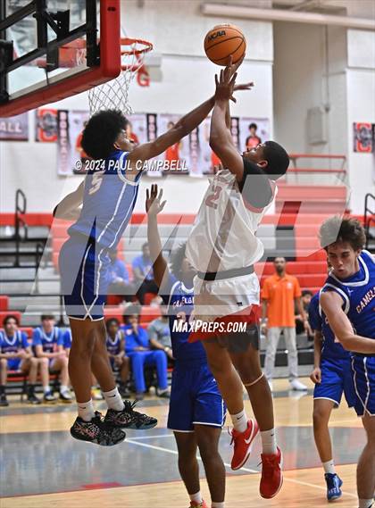 Thumbnail 2 in Camelback vs Central (Phoenix Union Coyote Classic) photogallery.