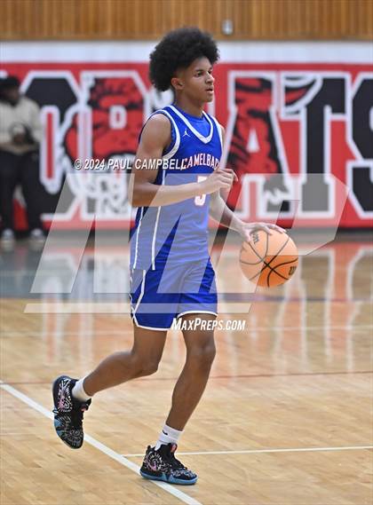 Thumbnail 3 in Camelback vs Central (Phoenix Union Coyote Classic) photogallery.