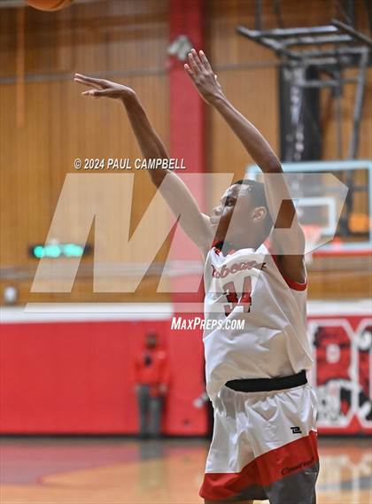 Thumbnail 1 in Camelback vs Central (Phoenix Union Coyote Classic) photogallery.