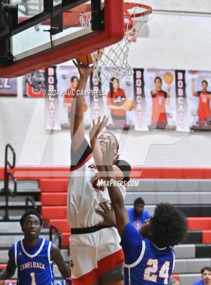 Thumbnail 2 in Camelback vs Central (Phoenix Union Coyote Classic) photogallery.