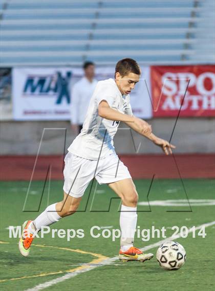 Thumbnail 3 in Watsonville vs. Bellarmine (CIF CCS D1 Final) photogallery.