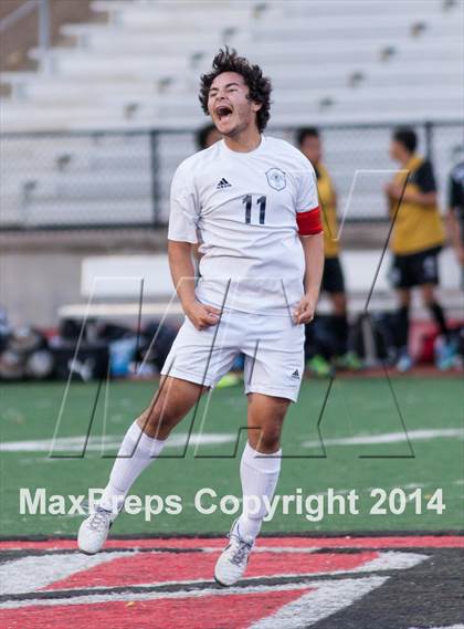 Thumbnail 2 in Watsonville vs. Bellarmine (CIF CCS D1 Final) photogallery.