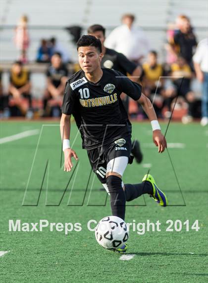 Thumbnail 1 in Watsonville vs. Bellarmine (CIF CCS D1 Final) photogallery.