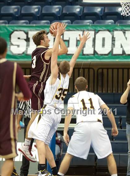 Thumbnail 2 in Bishop's vs Parker (CIF SDS D4 Final) photogallery.