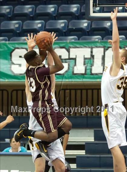 Thumbnail 3 in Bishop's vs Parker (CIF SDS D4 Final) photogallery.