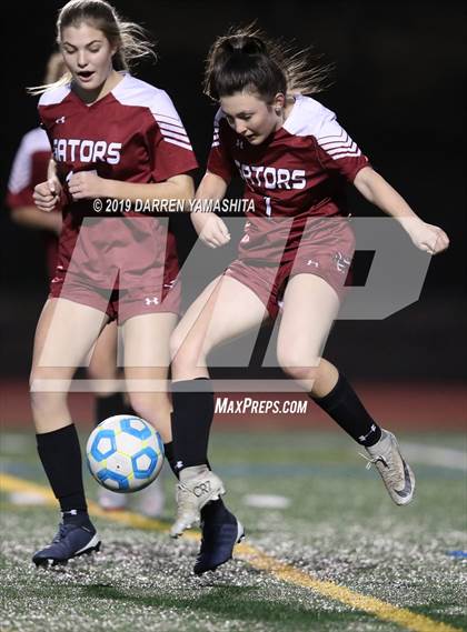 Thumbnail 1 in Sacred Heart Prep vs. Woodside Priory (CIF CCS D4 Final) photogallery.