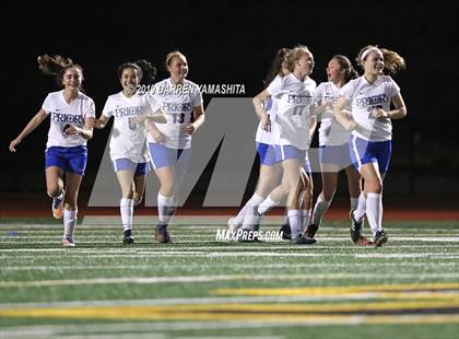 Thumbnail 3 in Sacred Heart Prep vs. Woodside Priory (CIF CCS D4 Final) photogallery.