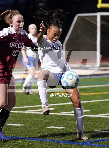Thumbnail 2 in Sacred Heart Prep vs. Woodside Priory (CIF CCS D4 Final) photogallery.
