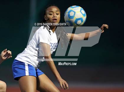 Thumbnail 2 in Sacred Heart Prep vs. Woodside Priory (CIF CCS D4 Final) photogallery.