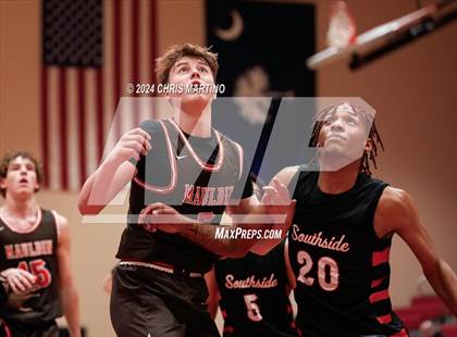 Thumbnail 2 in Mauldin vs Southside (Poinsettia Classic) photogallery.