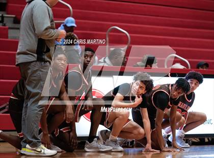 Thumbnail 1 in Mauldin vs Southside (Poinsettia Classic) photogallery.
