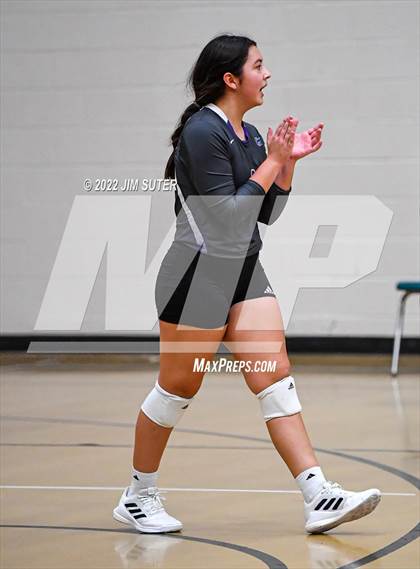 Thumbnail 3 in Brenham vs College Station photogallery.