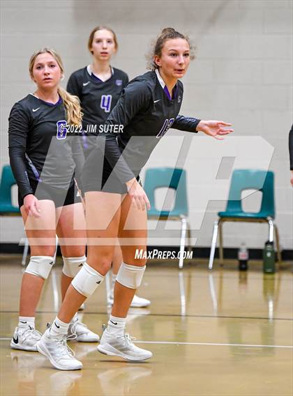 Thumbnail 1 in Brenham vs College Station photogallery.