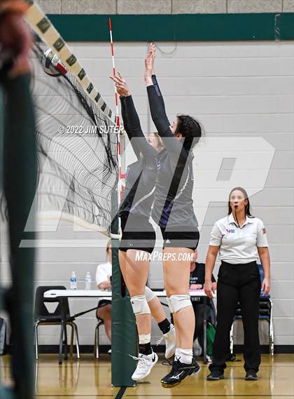 Thumbnail 1 in Brenham vs College Station photogallery.