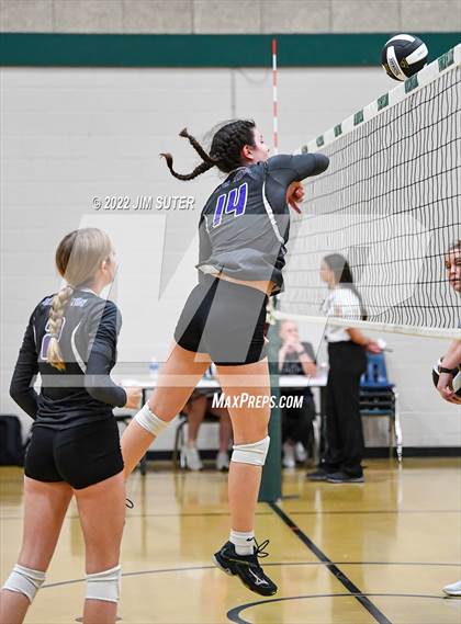 Thumbnail 2 in Brenham vs College Station photogallery.