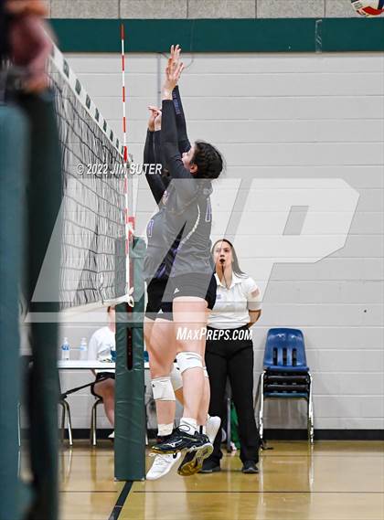 Thumbnail 2 in Brenham vs College Station photogallery.