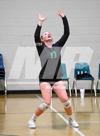 Thumbnail 3 in Brenham vs College Station photogallery.