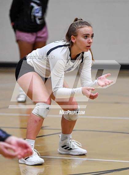Thumbnail 3 in Brenham vs College Station photogallery.