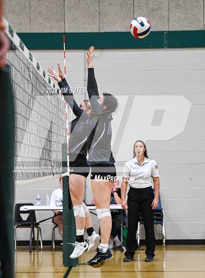 Thumbnail 3 in Brenham vs College Station photogallery.