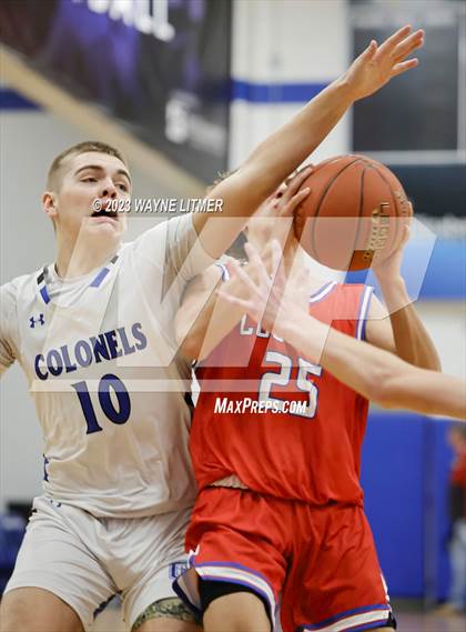 Thumbnail 1 in Conner @ Covington Catholic photogallery.