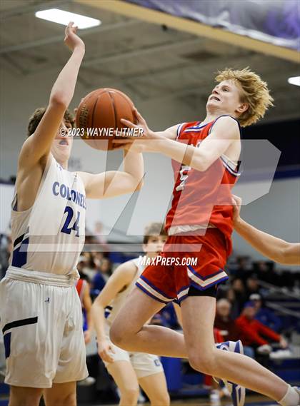 Thumbnail 2 in Conner @ Covington Catholic photogallery.