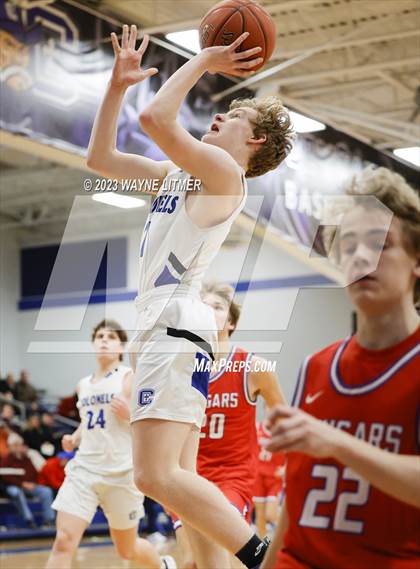 Thumbnail 3 in Conner @ Covington Catholic photogallery.