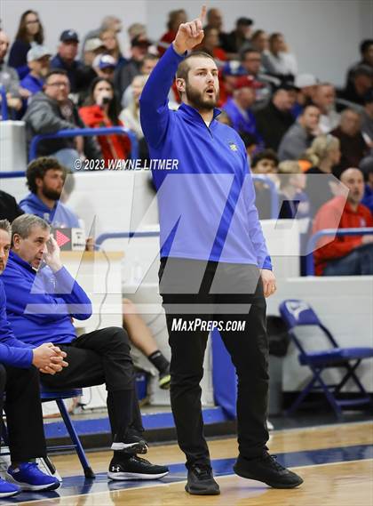 Thumbnail 1 in Conner @ Covington Catholic photogallery.