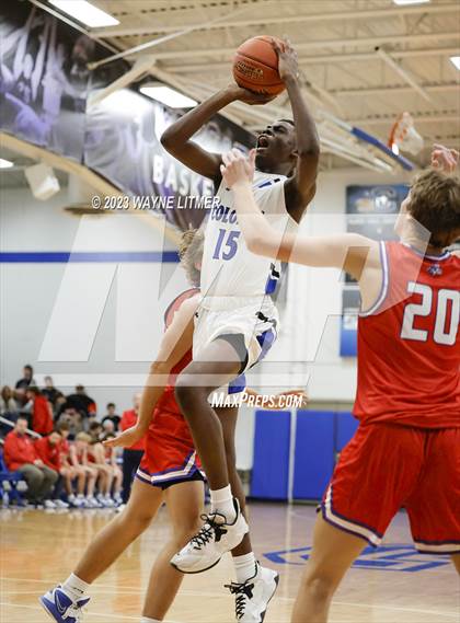 Thumbnail 3 in Conner @ Covington Catholic photogallery.